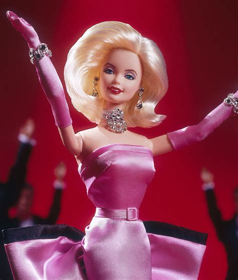Кукла Барби Мэрилин Монро в розовом платье Джентльмены предпочитают блондинок barbie as