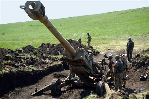 Us M777 Howitzer Heavy Artillery Enters The Russia Ukraine War