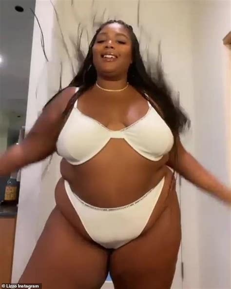 Lizzo Shows Off Her Curves And Sends A Message In A Video Posted To Her Instagram Daily Mail