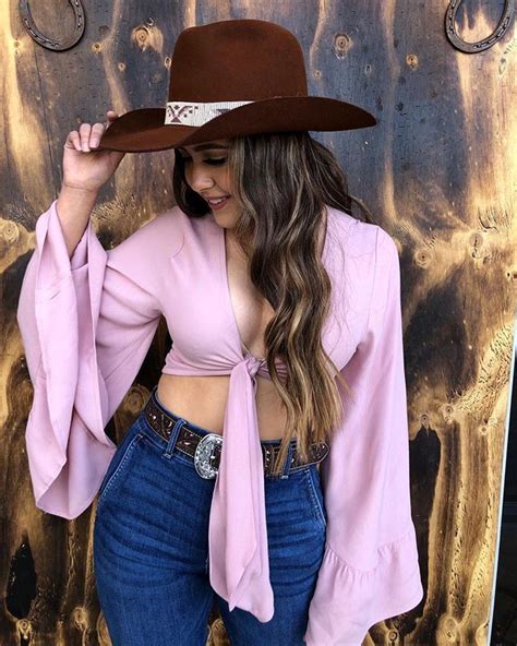 cute cowgirl outfits pin on ropa primavera tassels suede and oversized hats are all part of