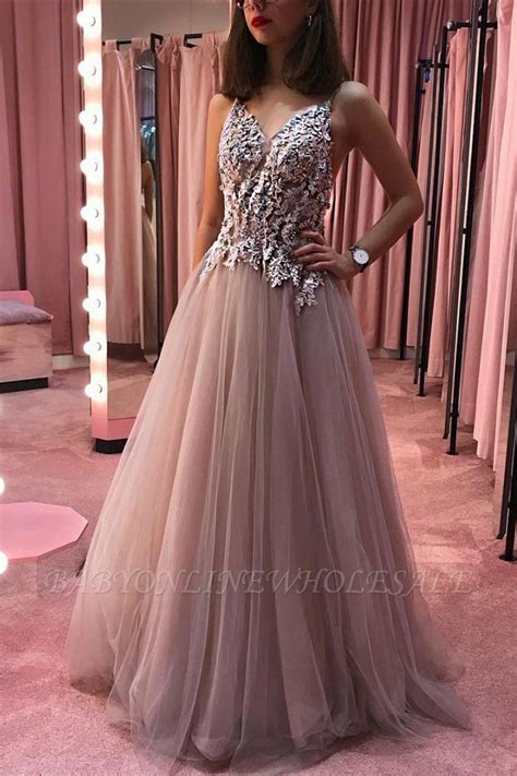 Sexy Appliques Beading See Through Bodice Prom Dress Chic Sleeveless Straps Long Prom Gown
