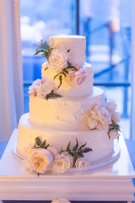 Cakes And Desserts Photos Beautifully Simple Wedding Cake Inside Weddings