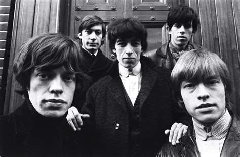 The rolling stones — start me up 03:33. Live de Momo; The Rolling Stones - Radio Bartas