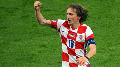 Luka Modric Goal Video Croatia Star Scores Stunner Vs Scotland