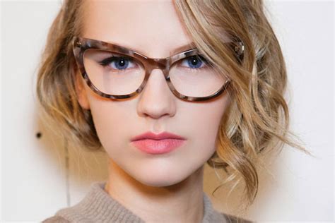 Hair And Makeup For Girls Who Wear Glasses Thefashionspot
