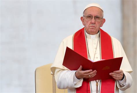 Papa Francisco insta a los jóvenes a no ser esclavos del ...