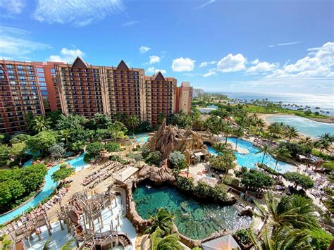 Disney Aulani Resort In Hawaii To Remain Open Theme Park Professor