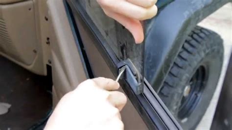 How to repair Jeep Wrangler upper sliding window latch  
