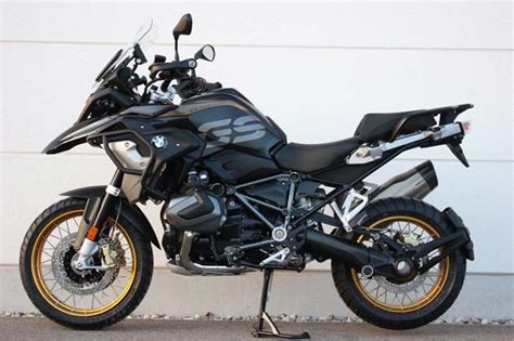 2020 bmw motorrad r 1250 gs motorcycle seen from outside and inside. BMW R 1250 GS Exclusive (Neufahrzeug) › Motorrad Bayer GmbH