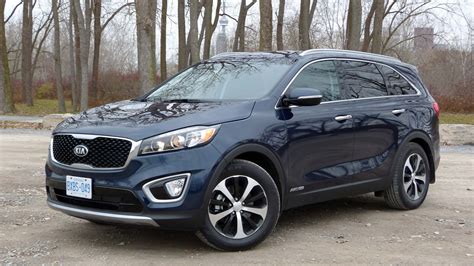 Award applies only to vehicles with optional front crash prevention. 2016-2018 Kia Sorento Used Vehicle Review