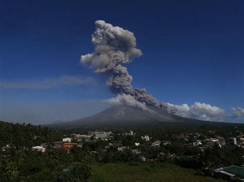 56000 People Flee As Philippines Volcano Spews Fresh Lava Fountains