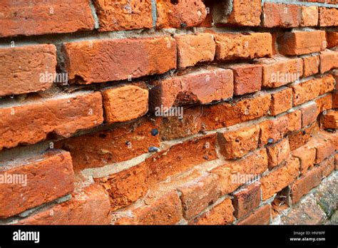 Crumbling Brick Wall Hi Res Stock Photography And Images Alamy