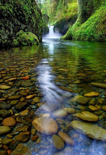 Punch Bowl Falls Is A Waterfall On Eagle Creek In The Columbia River