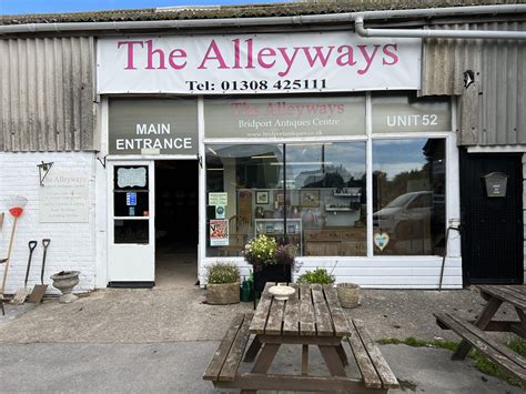 The Alleyways Centre Bridport Antiques