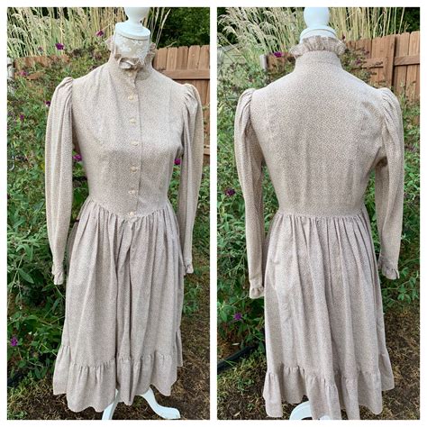 Vintage Calico Prairie Dress Hand Tailored Etsy Prairie Dress