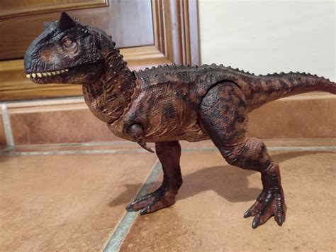Carnotaurus Jurassic World Fallen Kingdom Mattel 2018