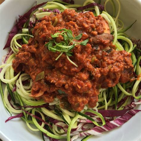 Zucchini Noodles With Vegan Meat Sauce Curry Girls Kitchen