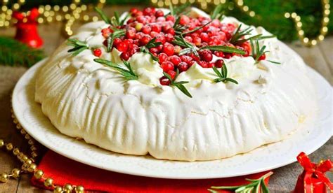 21 Traditional Christmas Desserts From Around The World 2022