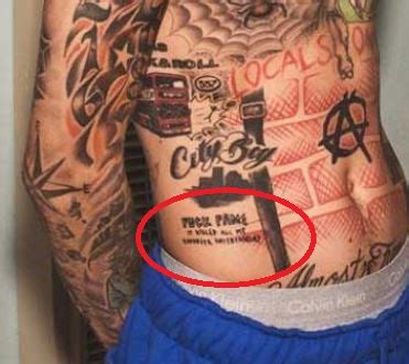 Machine gun kelly just debuted a neck tattoo on instagram…and viewer discretion is advised. Machine Gun Kelly's 49 Tattoos & Their Meanings - Body Art ...