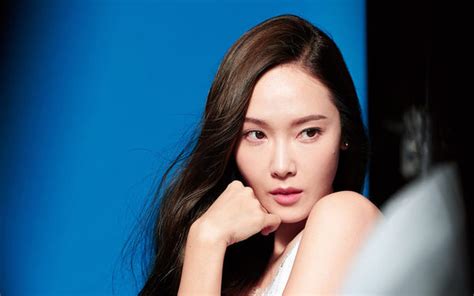 Revlon Re Enters China Market Names Jessica Jung As Newest Global Brand Ambassador