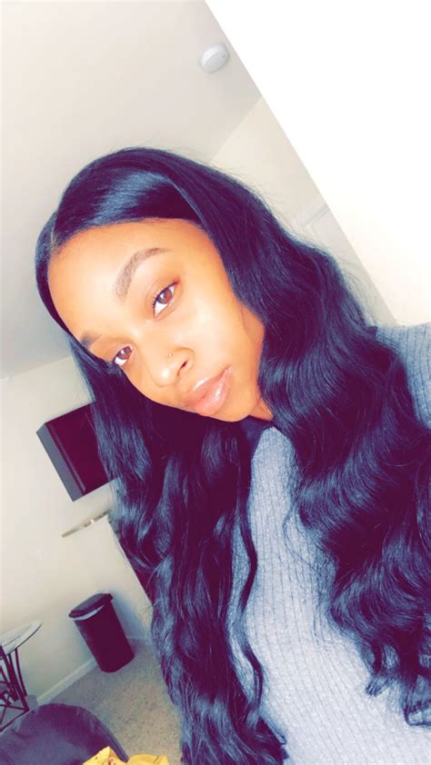 Sew in weave with leave out, showing braid pattern, laying the tracks making sure they are flat. Middle part sew in curls . 💕 | Sew in curls, Middle part ...