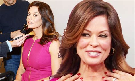 Brooke Burke Proudly Shows Off Her Neck Scar In First Live Tv Interview