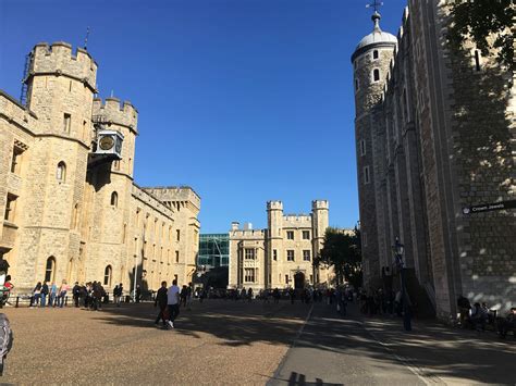 5 Best Tower Of London Tours 2024 Ranked Girl Gone London