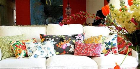 White, modern & contemporary sofas & couches : Home Design and Decor , Stylish Sofa Cushions : White Sofa ...