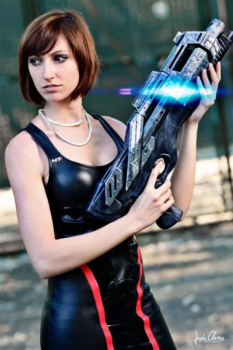 Commander Shepard From Mass Effect 3 How Is This So Perfect