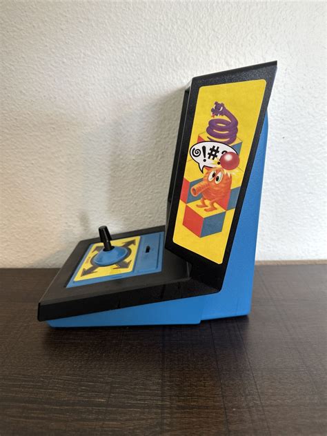 Vintage 1983 Parker Brothers Qbert Handheld Tabletop Arcade Game