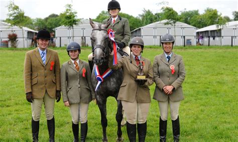 Irish Sport Horse Wins Supreme Cship Title At Airc Riding Clubs