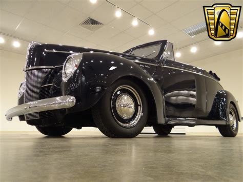 Gateway Classic Cars St Louis Showroom - Best Golf Guides Online