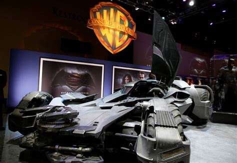 Heres How Patrick Tatopoulos Designed The Batmobile For Batman V