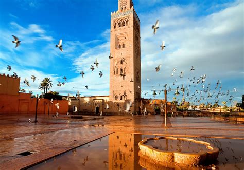 La Mosquée Et Le Minaret De Koutoubia Marrakech