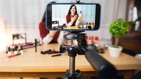 Así puedes grabar vídeos con calidad de cine usando la cámara del móvil