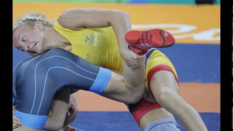 piledrivers and headlocks galore as women go toe to toe for wrestling gold youtube