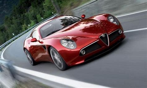 En Sağ şeritte Alfa Romeo Görmek 574474 Uludağ Sözlük Galeri