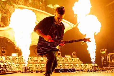 Synyster Gates 2013 Synyster Gates Avenged Sevenfold A7x