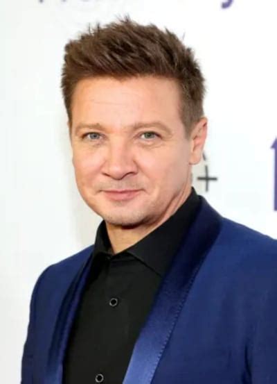 Jeremy Renner Shares Spirit Lifting Spa Moment From Icu Hospital Bed