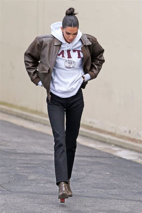 Check spelling or type a new query. Kendall Jenner Street Style 03/07/2019 • CelebMafia