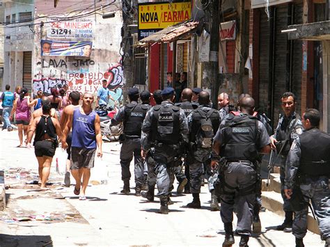 Em 17 áreas Do Rio Policiais São Os Que Mais Matam Rede De
