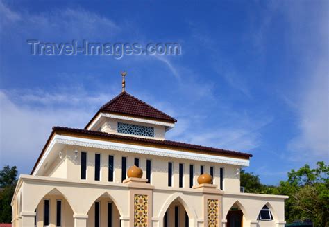 Bandar Seri Begawan Brunei Darussalam Waterfront Mosque On Mcarthur