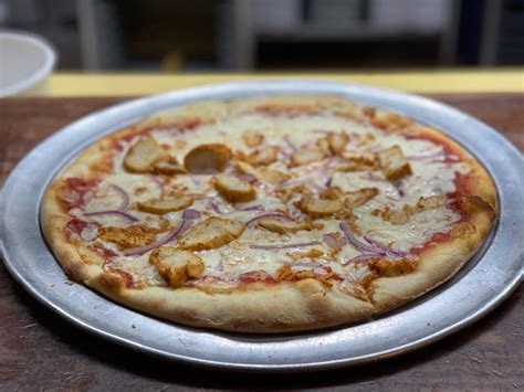 Mario's Italian Restaurant – Welcome, come, eat, drink and stay a while.