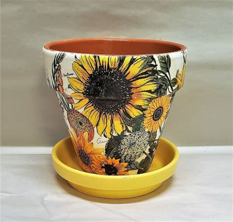 Made To Order Handmade Decoupage Terra Cotta Flower Pot Sunflowers 4