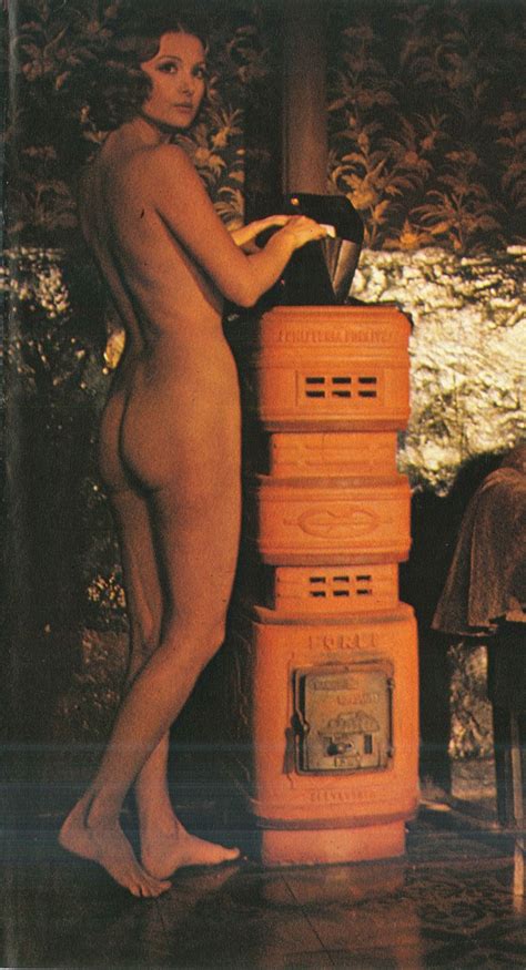 Barbara Bouchet nahá a její rajcovní foto Galerie Nahefoto cz Nahé celebrity v pornu a