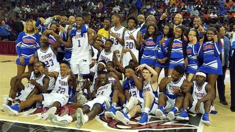 Hemingway High Wins 2018 Sc High School Basketball Title Game The State