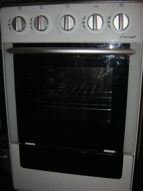 Pasalnya, oven kompor tidak bisa meredam. Jual Kompor gas + oven Winn gas W5080 ( garansi 1 tahun ...