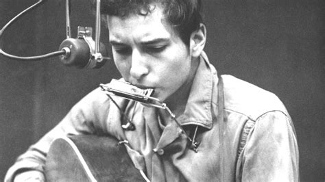 Bob Dylan Sells Unique Version Of ‘blowin In The Wind For 26 Million
