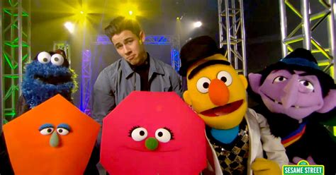 Nick Jonas Serenades Geometric Shapes In Sesame Street Music Video