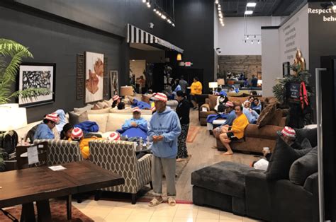 Mattress depot provides you with premium mattresses that are very comfortable and affordable. Mattress Mack Opens Furniture Warehouse to Houston Refugees